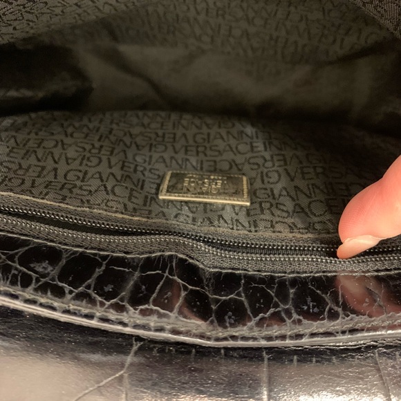 Authentic Gianni Versace black leather shoulder bag - Picture 6 of 6